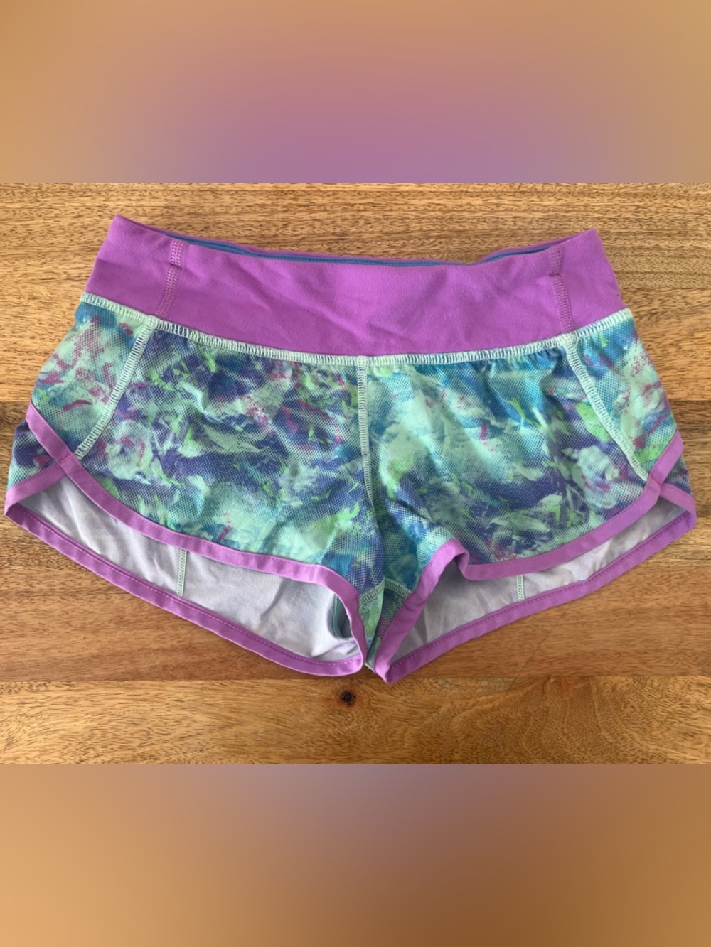 IVIVVA (Lululemon for kids) Girls Sz 10 Purple and Teal Active Shorts